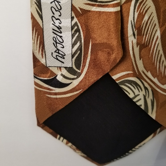 Silk necktie with leaf print - Picture 3 of 4